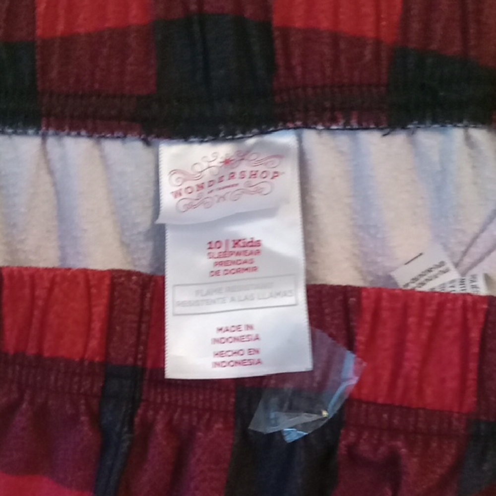 Wondershop Plaid Boys Pajamas - Red & Black Christmas PJ Set - Picture 9 of 9